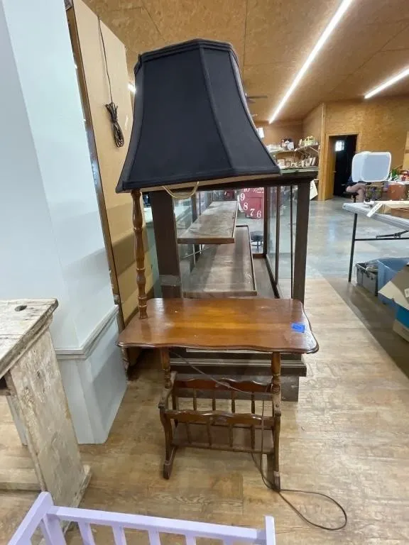 Table Lamp & Shade w/Magazine Rack