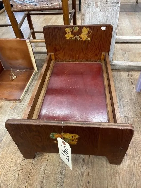 Vintage Baby Doll Bed 24"L x 15"W