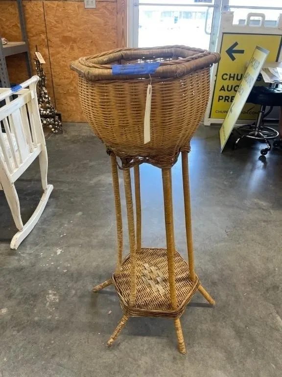 Wicker Plant Stand