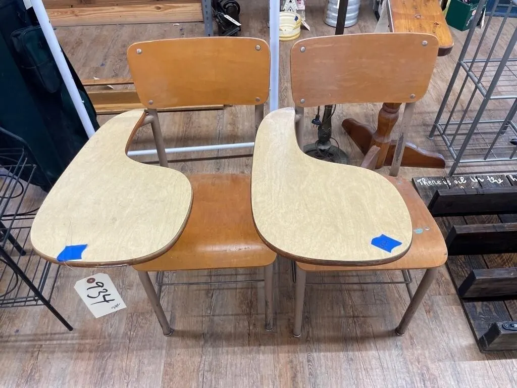 2 Pcs - Student Desks