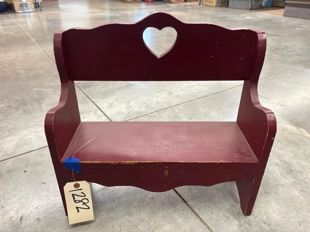 Wooden Heart Bench 19"L x 7"W x 17"H