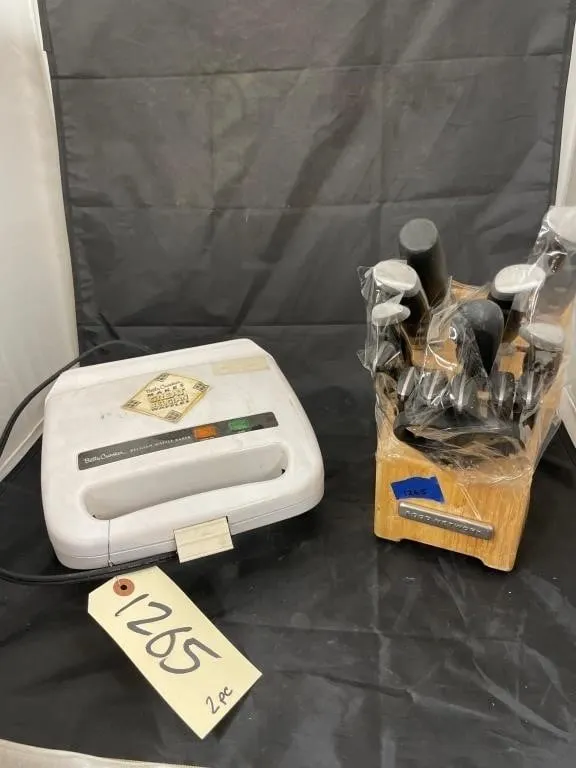 Betty Crocker Waffle Maker & Food Network Knife