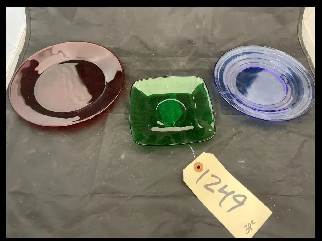 3 Pcs - Red/Blue/Green Plates