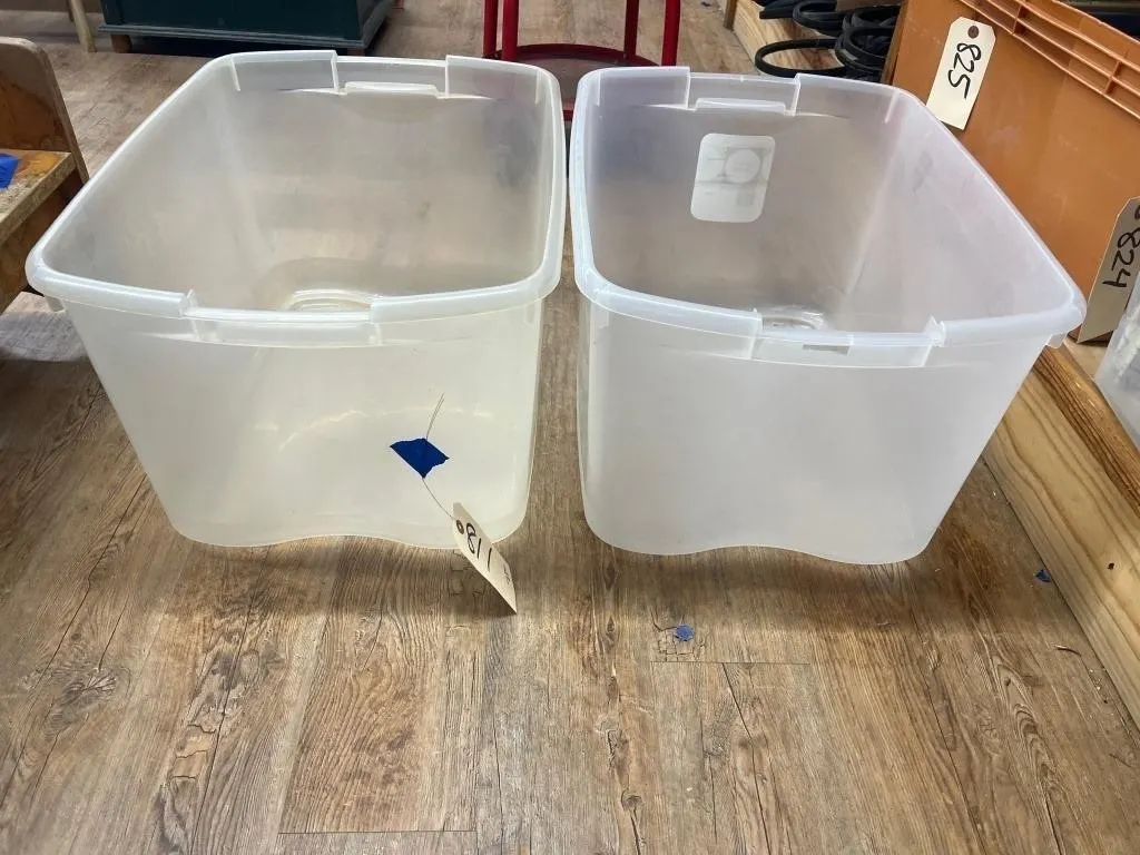 2 Plastic Totes