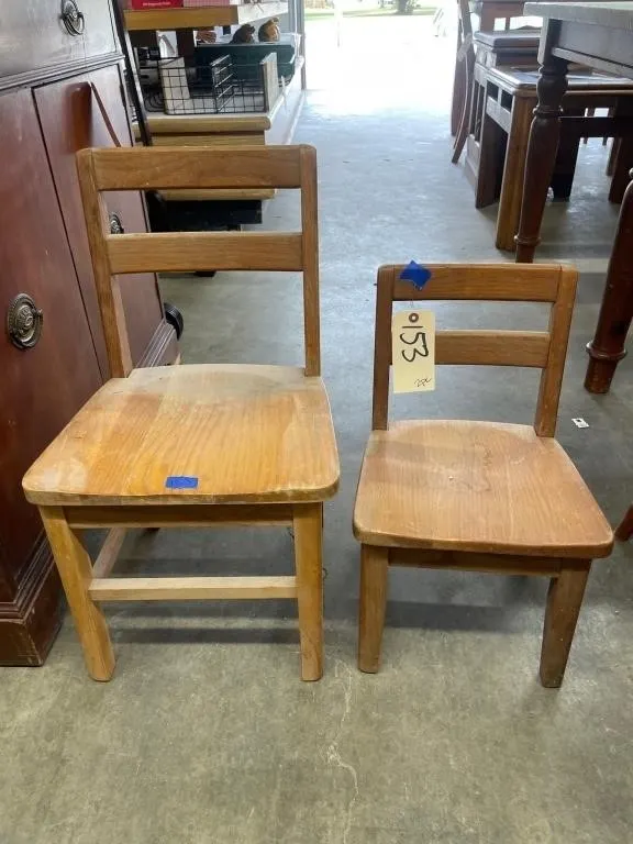 2 Pcs - Wooden Kid's Chairs