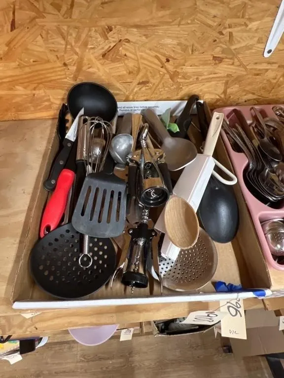 Assorted Kitchen Utensils