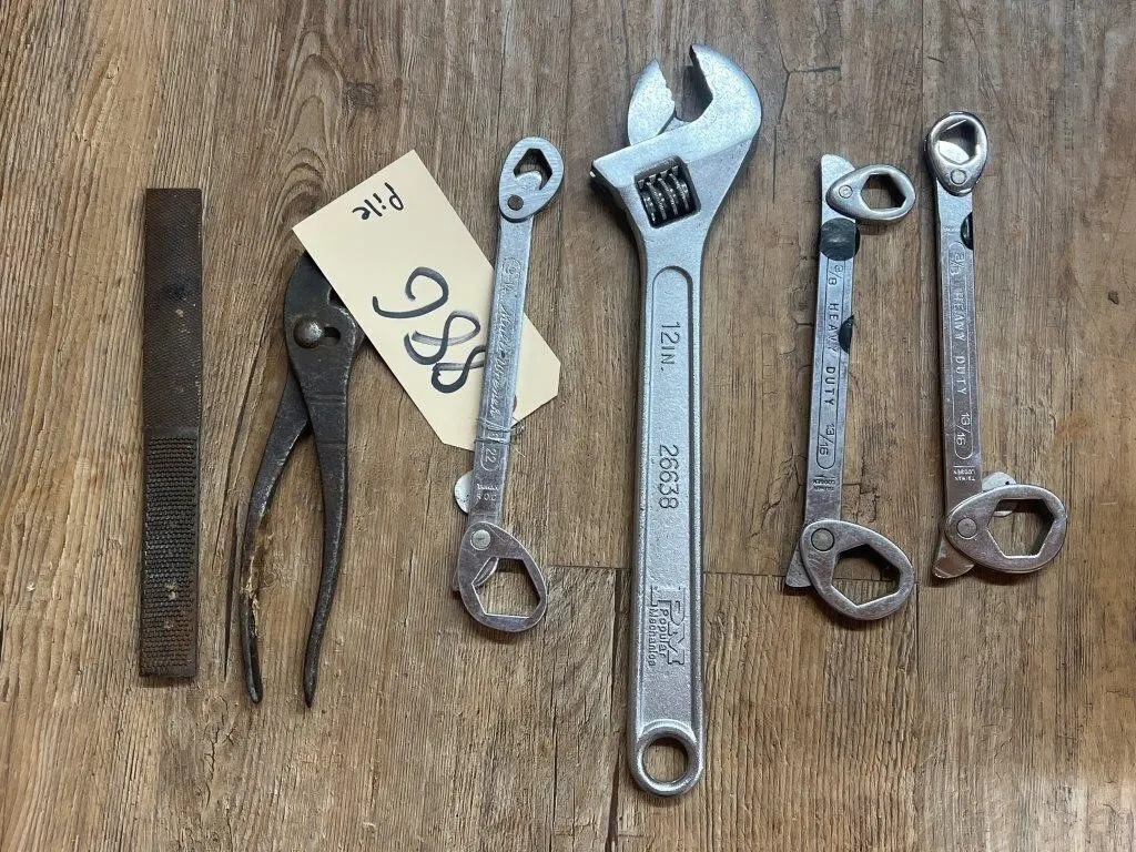 Box End Wrenches - Crescent Wrench - Pliers -