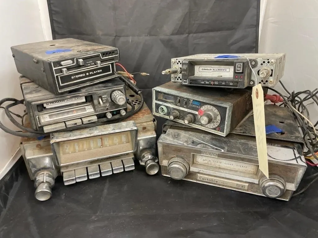 6 Pcs - Vintage Car Radios - 8 Track Players &