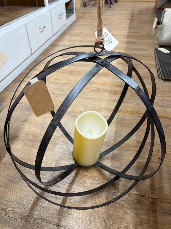 Collapsible Metal Sphere Light Fixture