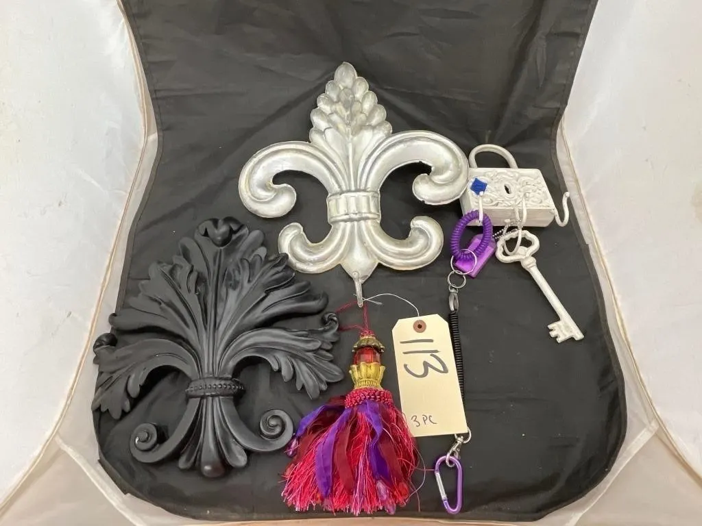 3 Pcs - Metal Key Hook - 2 Fleur De Lis Wall