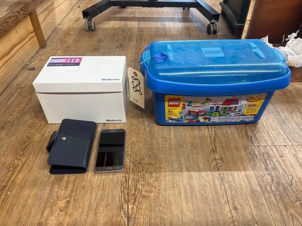 Samsung Galaxy J3 Phone in Case & Lego Bin w/Lamp