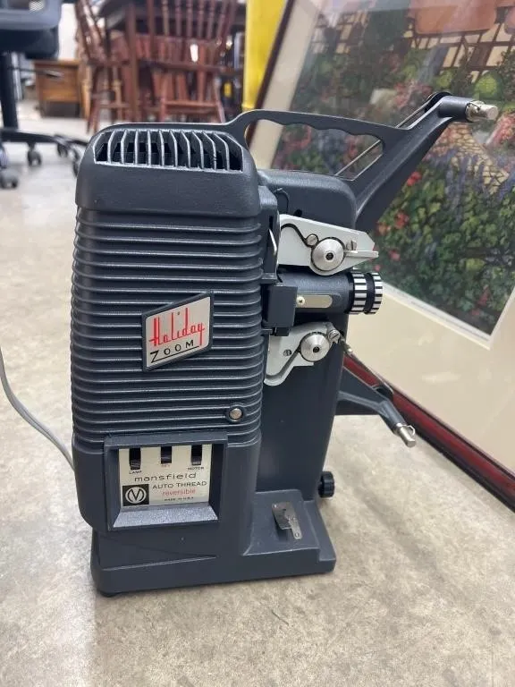 Mansfield Holiday Movie Projector in box