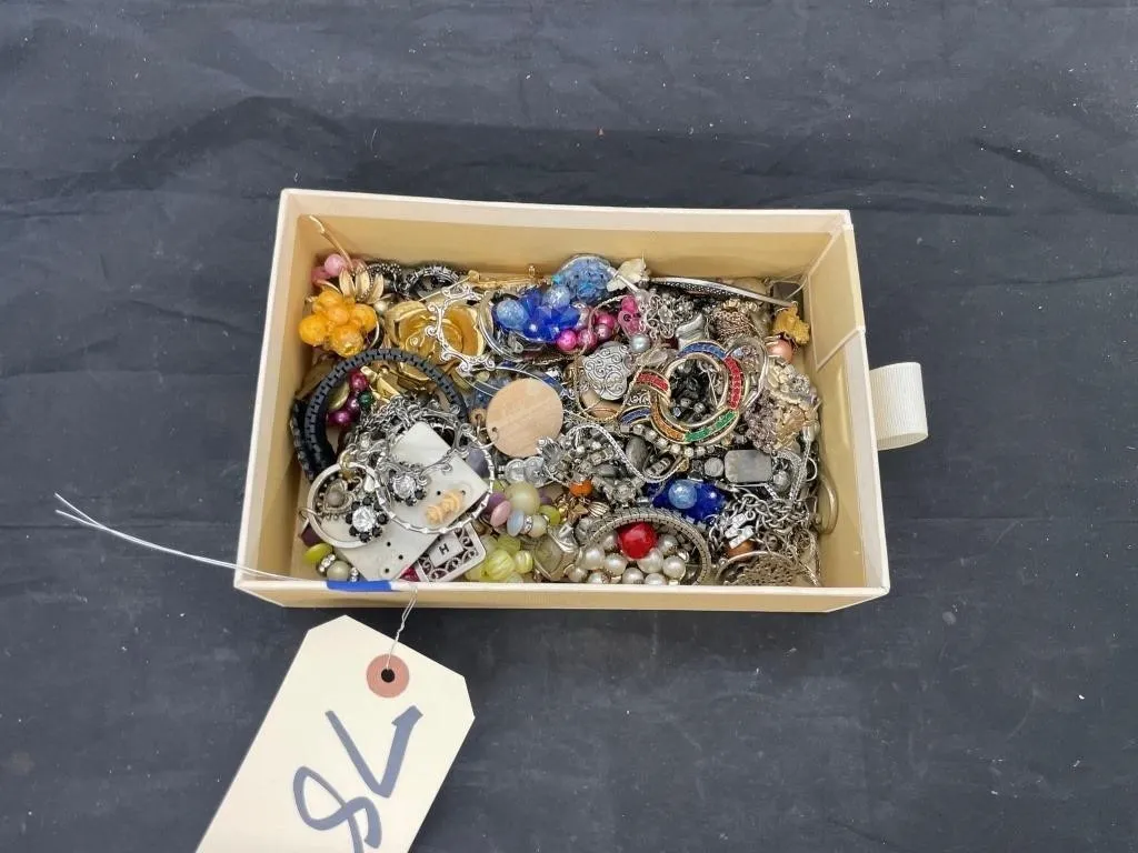 Assorted Fashion Jewelry