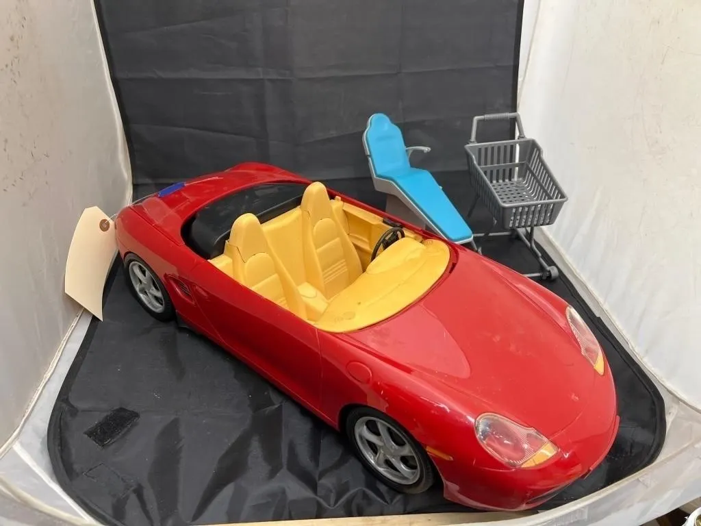 Barbie Car w/Toy Shopping Cart & Toy Dentist