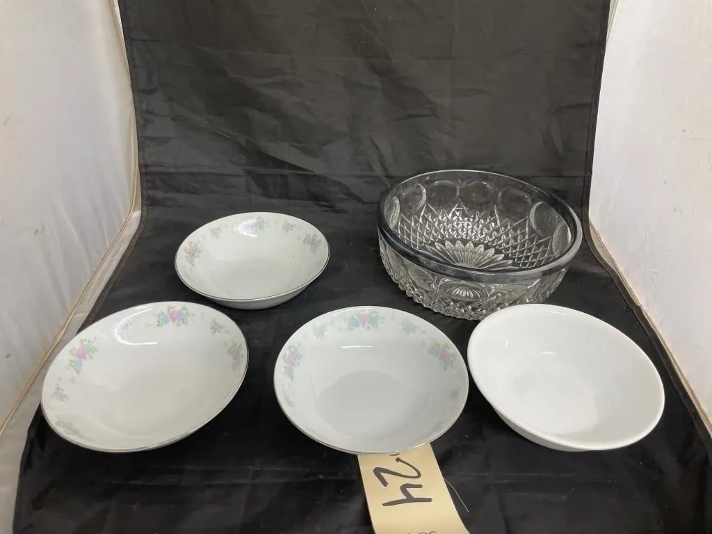 5 Pcs - Metal Rimmed Clear Bowl - 5 China Bowls -