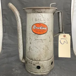 Metal 1 Gal Oil Can
