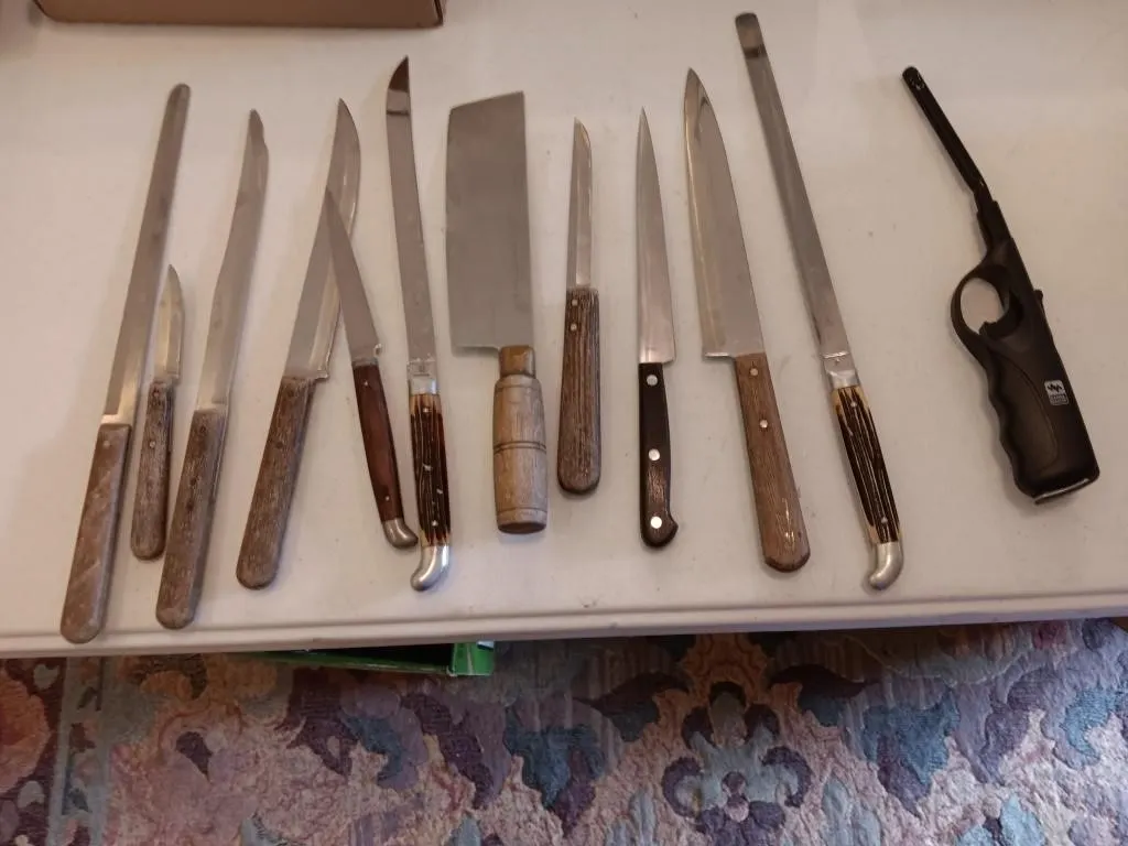 Knifes