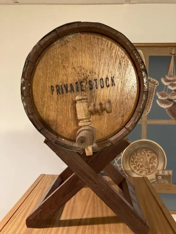 wooden barrel. 16x23