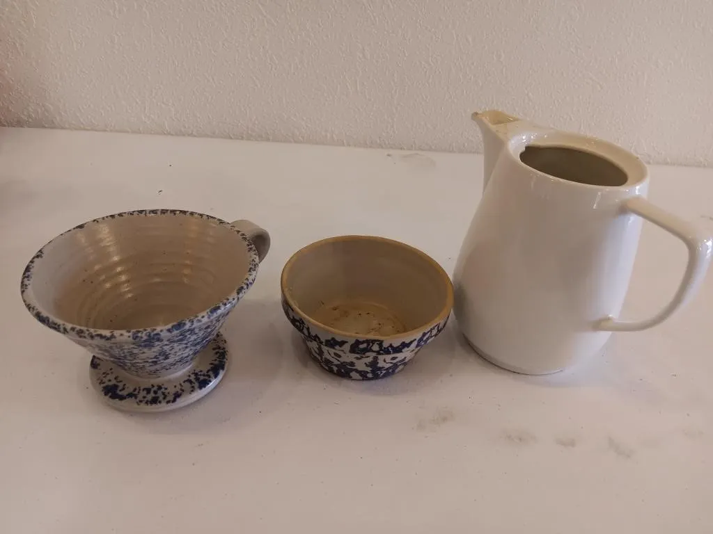 Planters/pots.