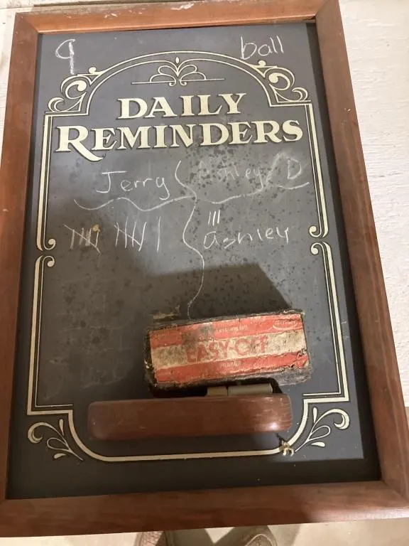 Daily reminder board 19.5x13.5