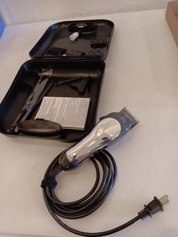 Wahl pet trimmers, works.