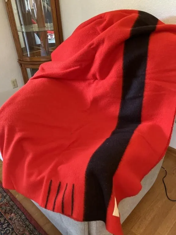 Hudson Bay Point Blanket approximately 72x84