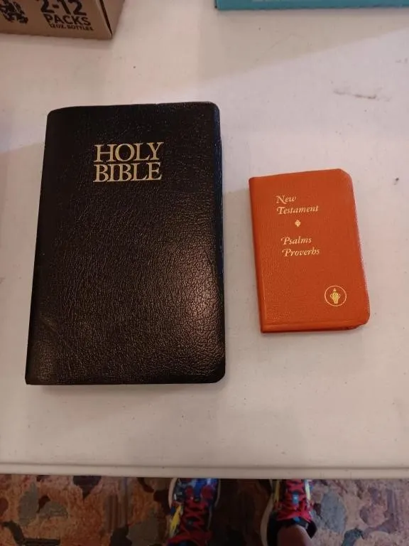 Holy Bible & New Testament Bible.