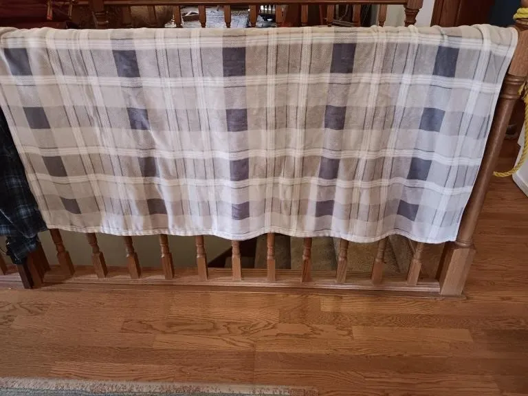 Sunbeam electric blanket queen size powered on,