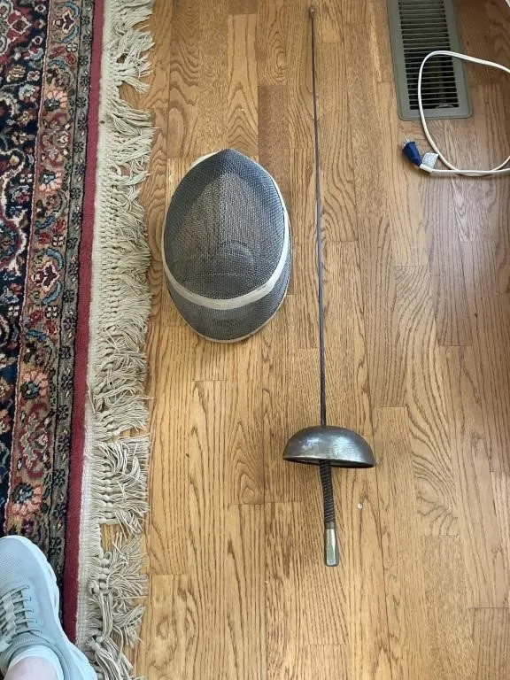 Vintage fencing mask & fencing foil/practice