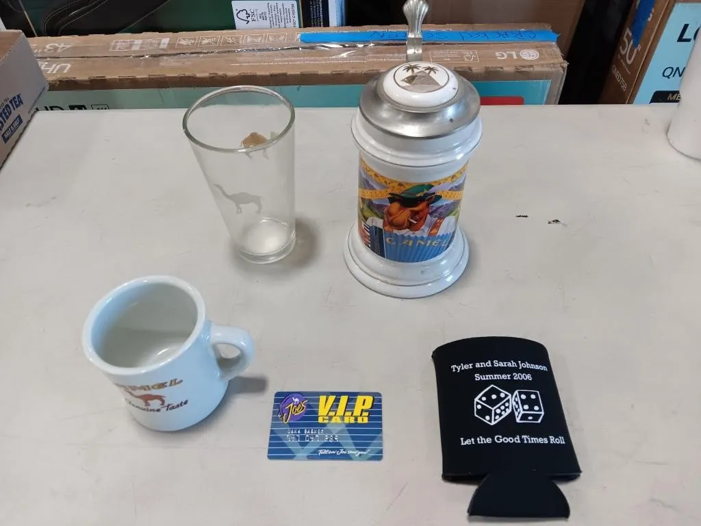 Joe Camel beer stein,coffee cup and