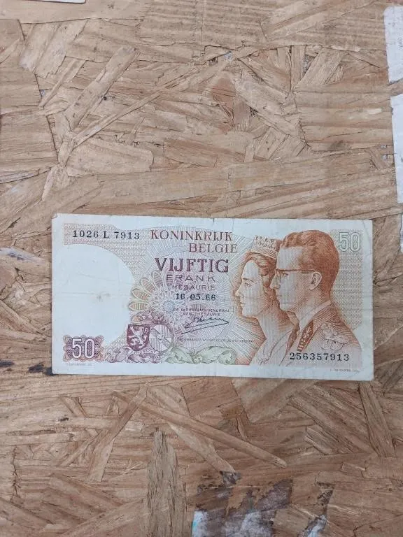 Belgian 50 Franc banknote, 1966.
Argentine Pesos
