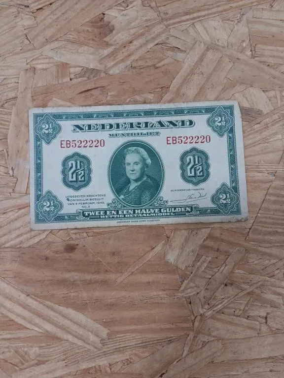 Netherlands 2 1/2 Gulden banknote, 1943.