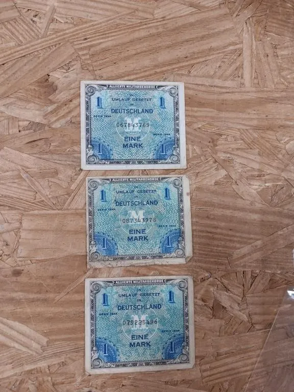 Germany "Eine Mark" (1 Mark) banknote. World War