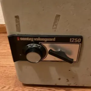 Sentry Valueguard 1250 Combination Safe