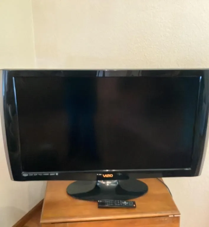Vizio Black Flat Screen Television
