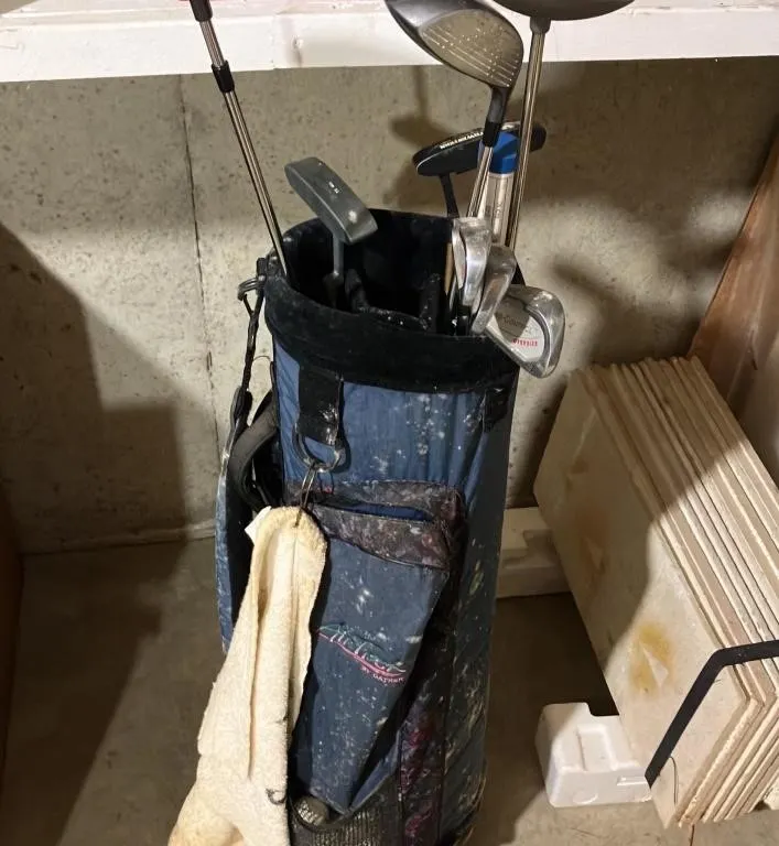 Datrek Golf Bag and Club Set