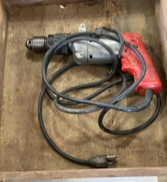 Milwaukee Drill and Craftsman Sander Lot