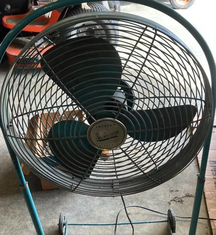 Emerson Electric Seabreeze Floor Fan