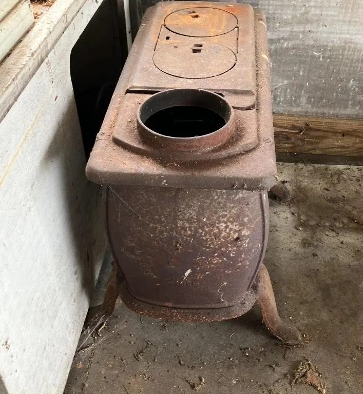 Cast Iron Wood Burning Potbelly Stove