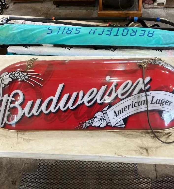Budweiser Lighted Bar Sign