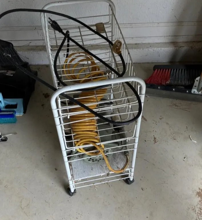 Electric Air Compressor on Mobile Wire Cart