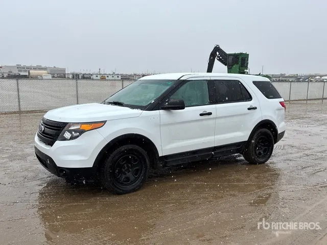 2015 Ford Explorer AWD SUV
