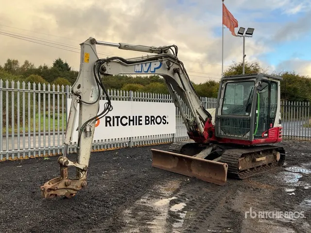 2016 Takeuchi TB290 Tracked Excavator