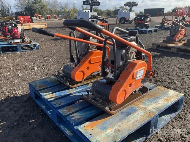 Quantity of (2) Belle LC3251 Vibratory Plate Compactor
