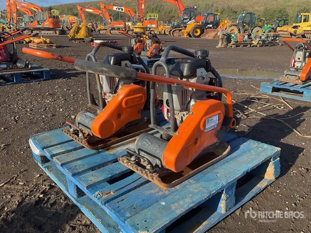 Quantity of (2) 2019 Belle LC3251 Vibratory Plate Compactor