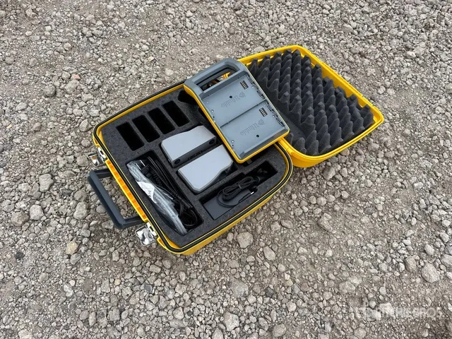 Trimble Multi Battery Adapter