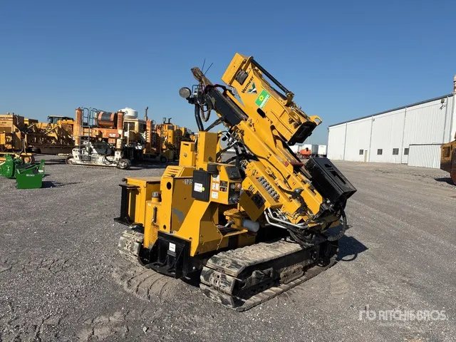 2022 Vermeer PD10R Crawler Mounted Post Driver
