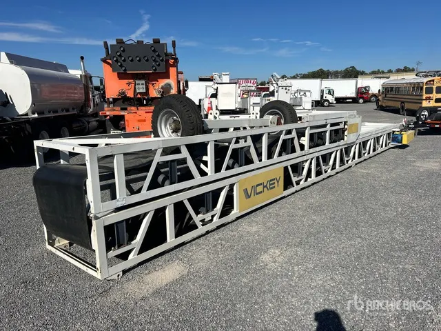 2024 Vickwest PRS3660 36 in x 60 ft Portable Stacking Conveyor (Unused)