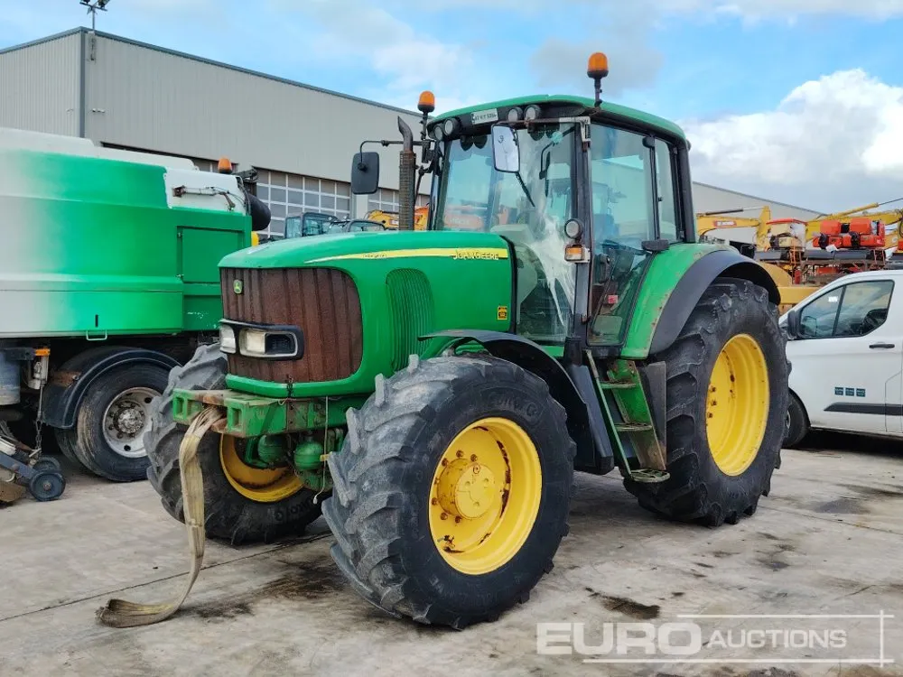 John Deere 6920