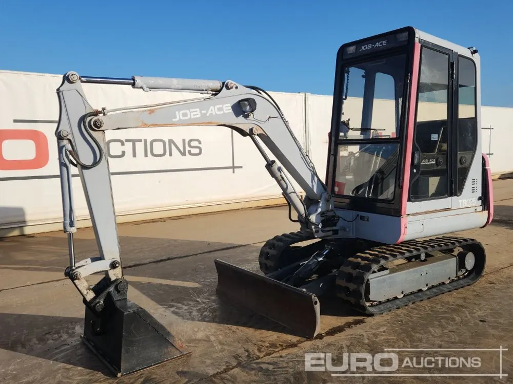 Takeuchi TB025